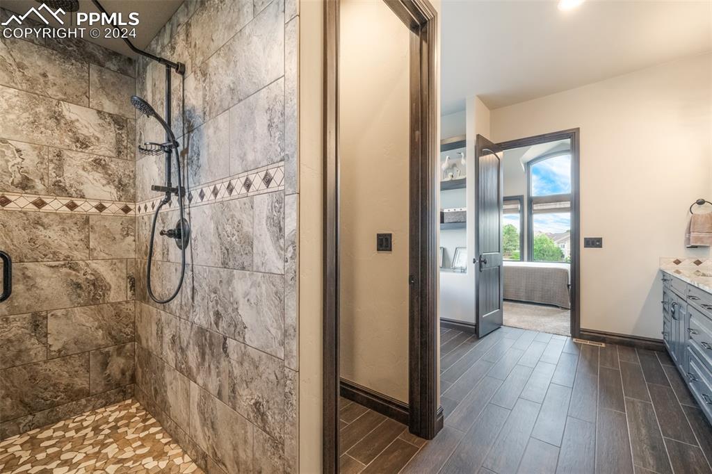 19150 Sixpenny Lane