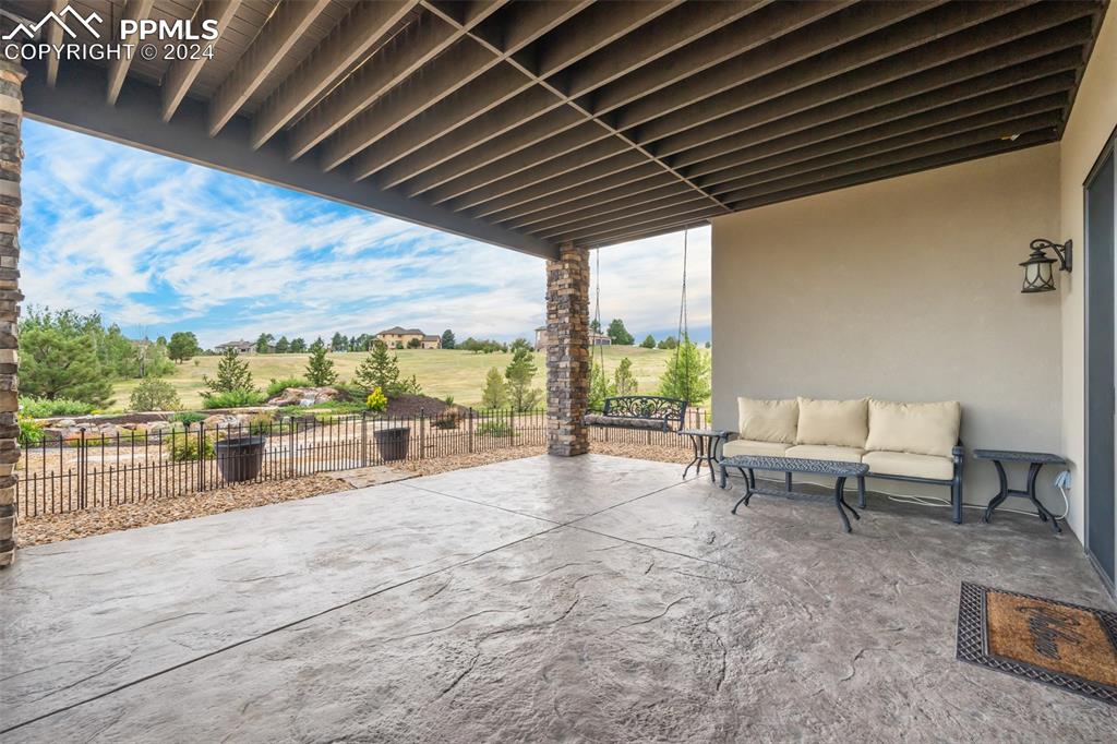 19150 Sixpenny Lane