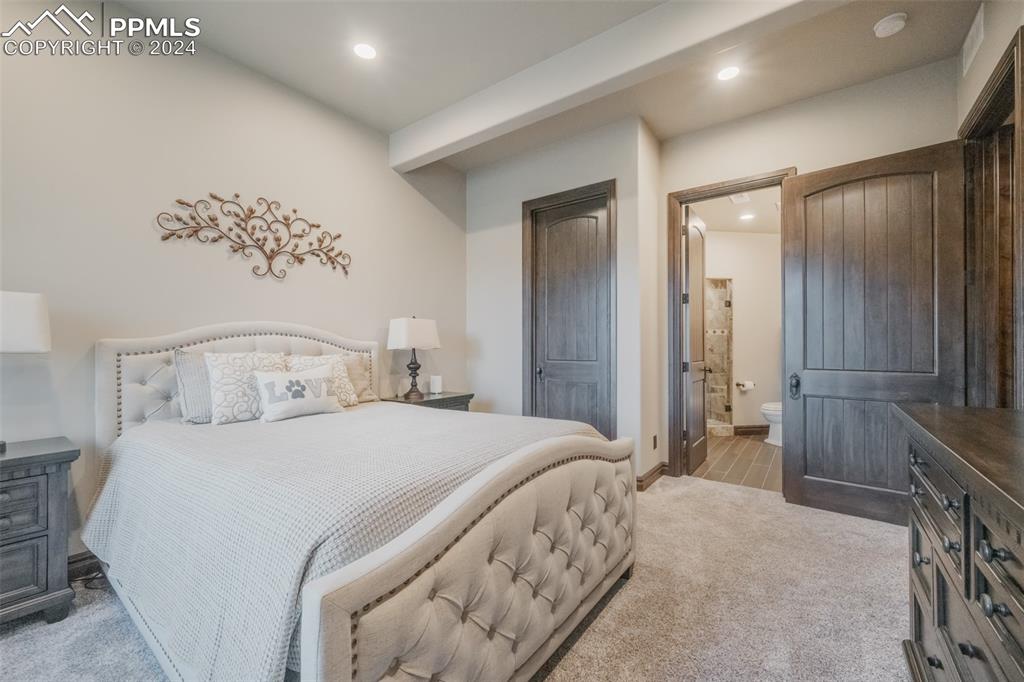 19150 Sixpenny Lane