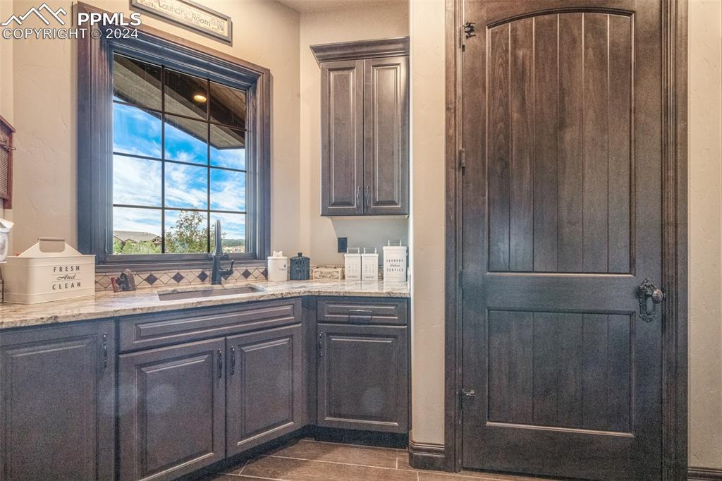 19150 Sixpenny Lane