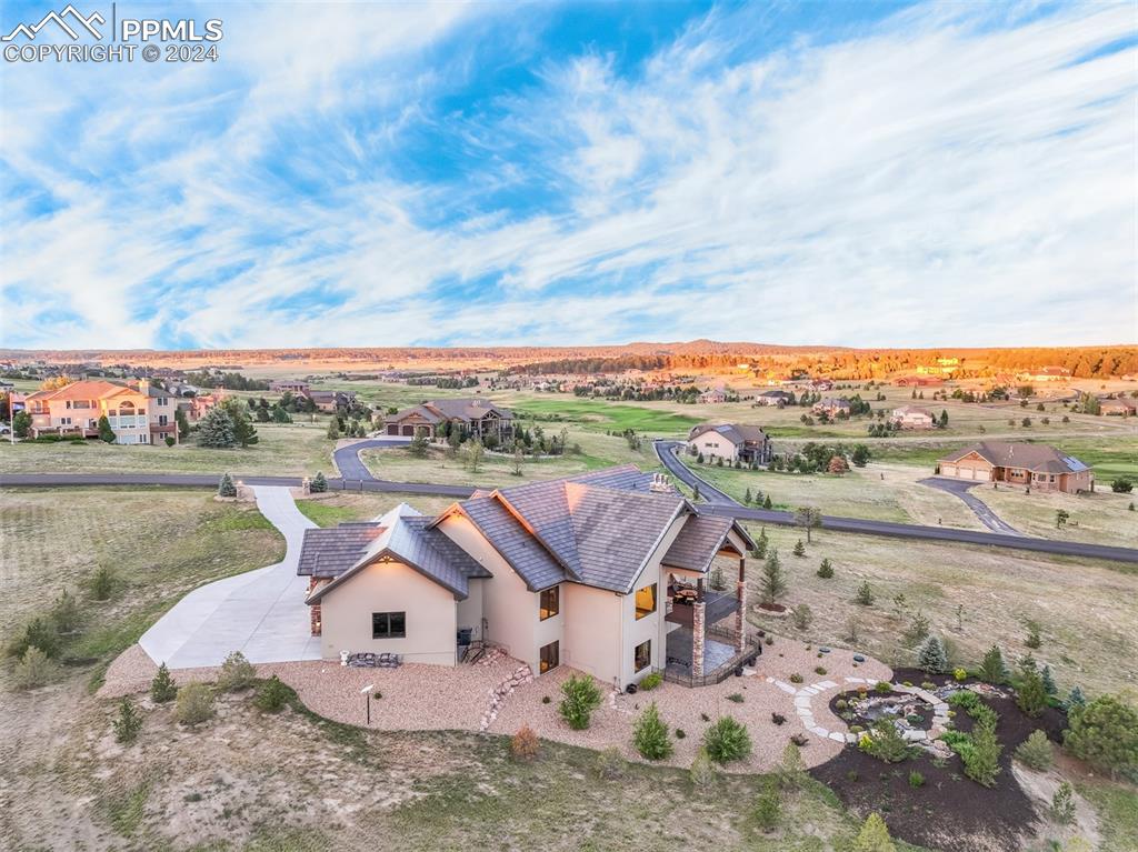 19150 Sixpenny Lane