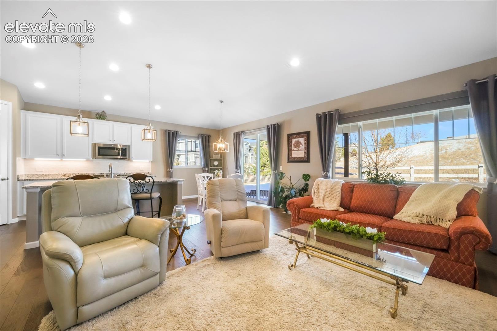 5724 Berry Ridge Way