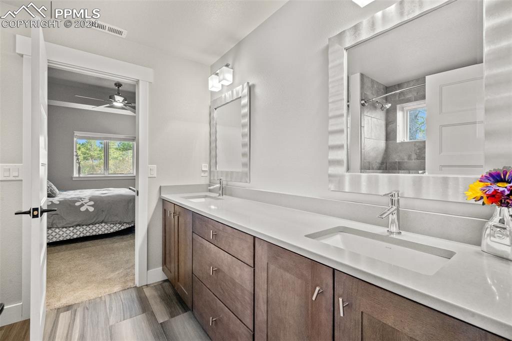 3911 Roberts Ridge Place