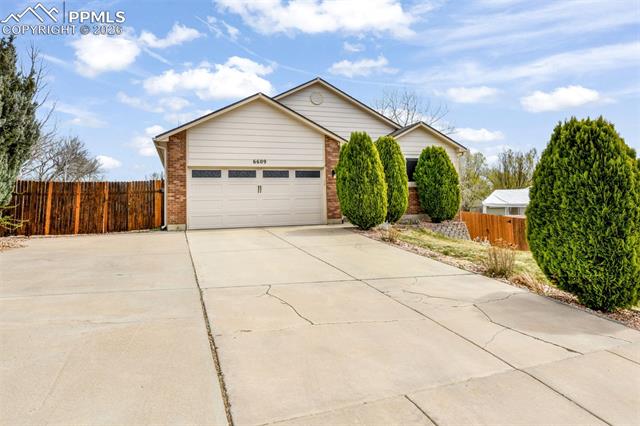 6609 Cottonwood Grove Drive