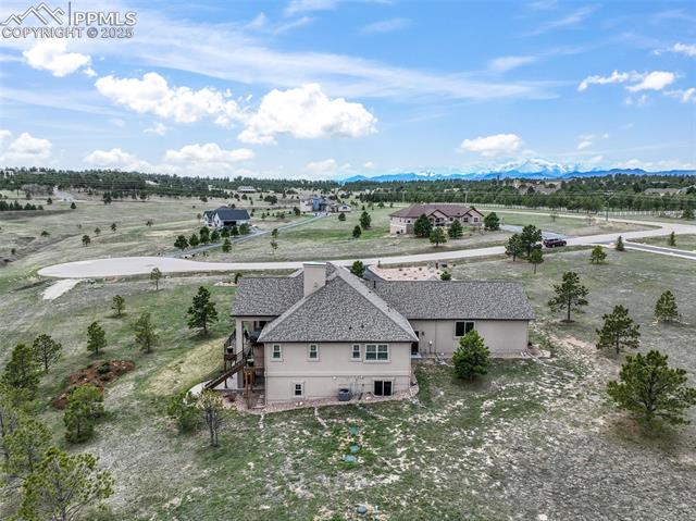 17275 Gwilym Court