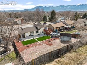 1752 Sawyer Way