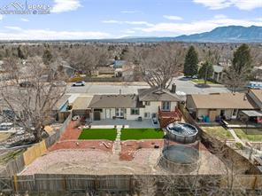 1752 Sawyer Way