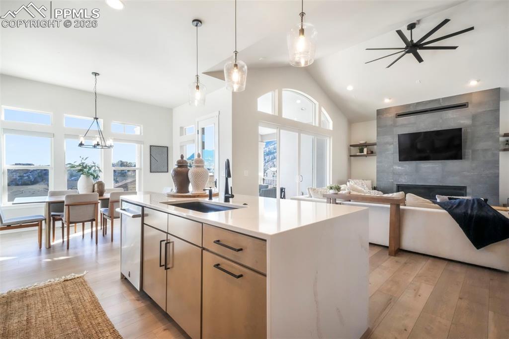 4727 Horse Trader Place