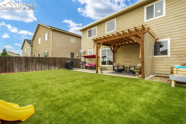 2204 Reed Grass Way