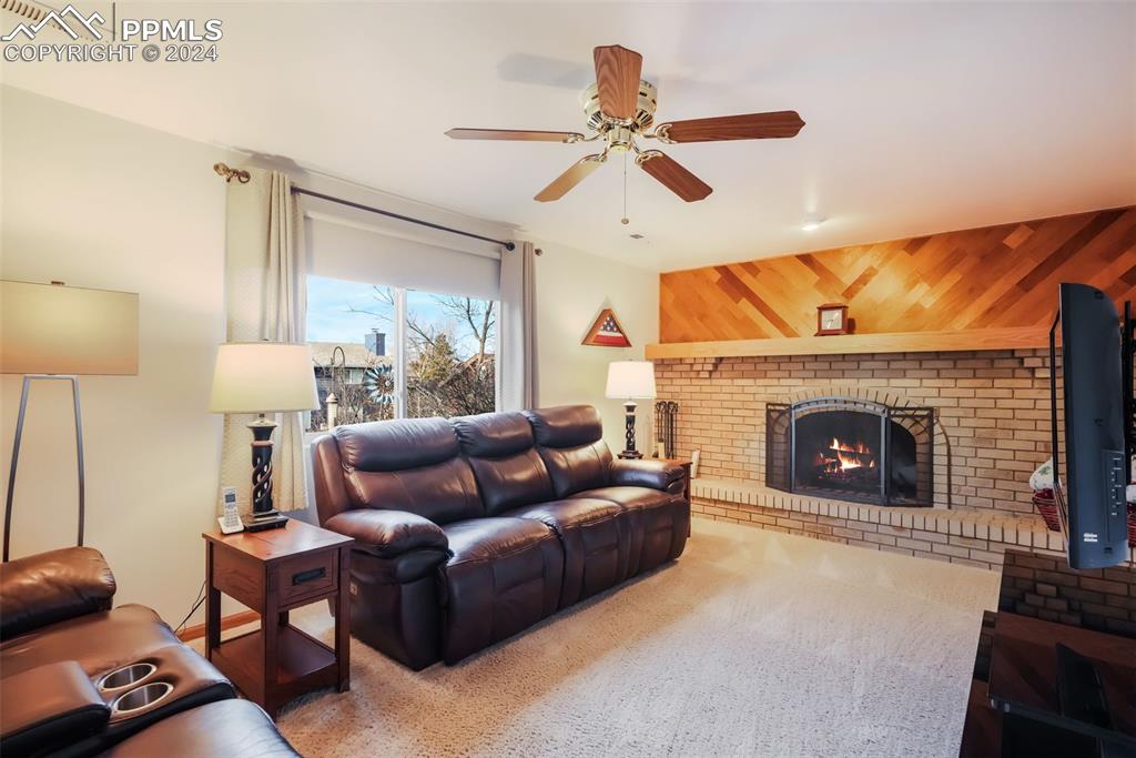 5212 Escapardo Way