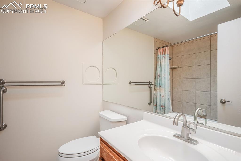 5212 Escapardo Way