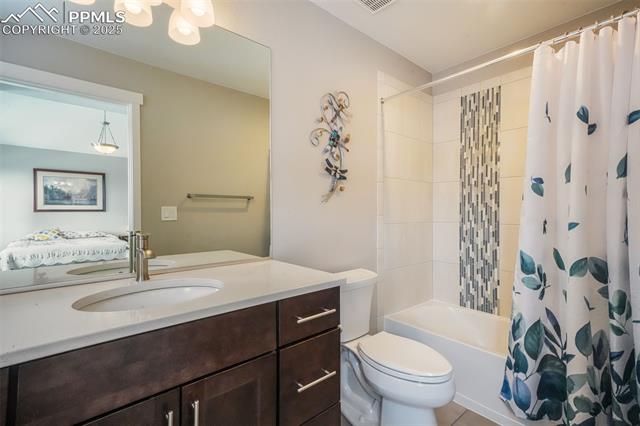 1022 Tree Bark Terrace