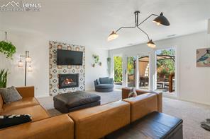 6751 War Eagle Place