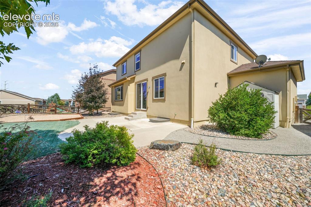 7186 Laurel Cherry Court