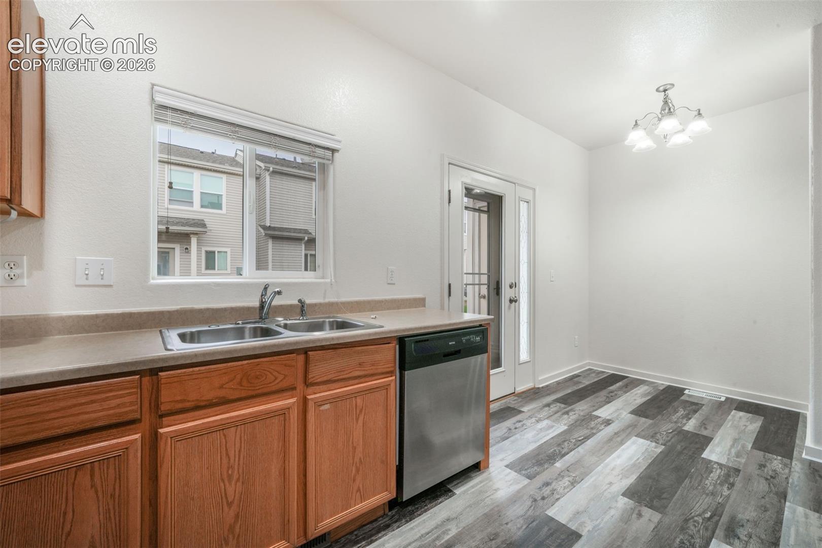10513 Wells Point