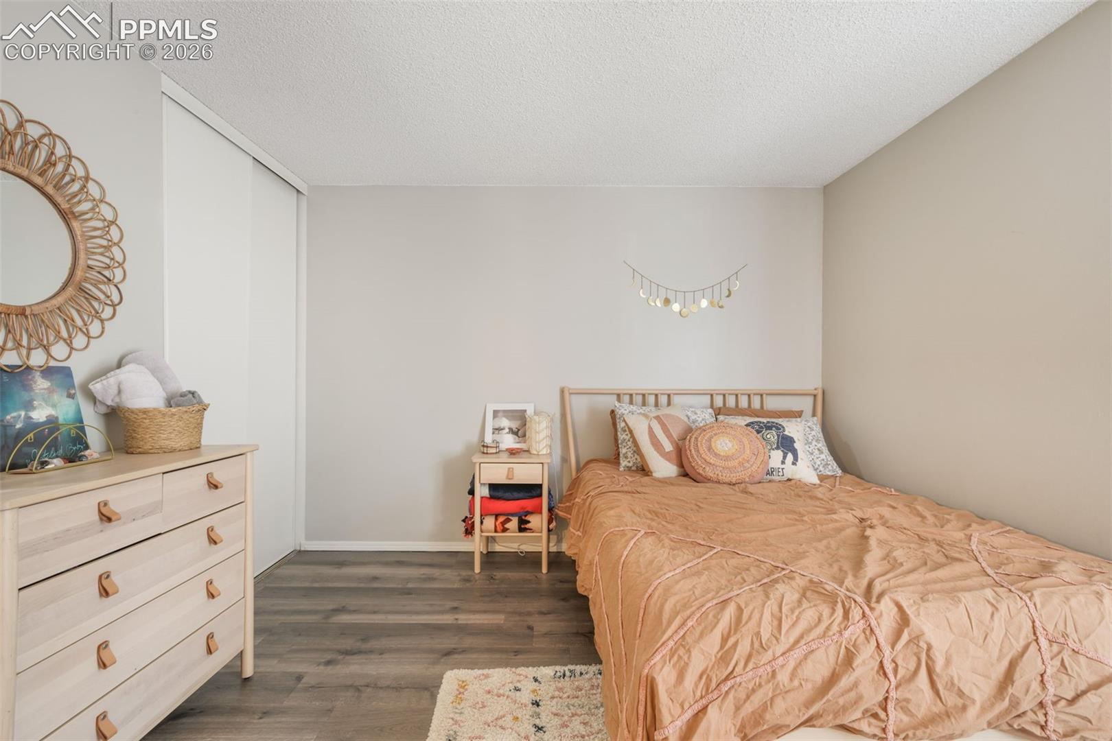 3553 Queen Anne Way