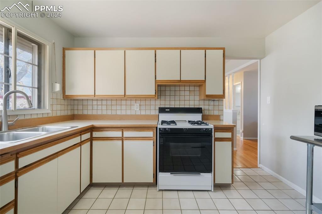 209 Davie Drive