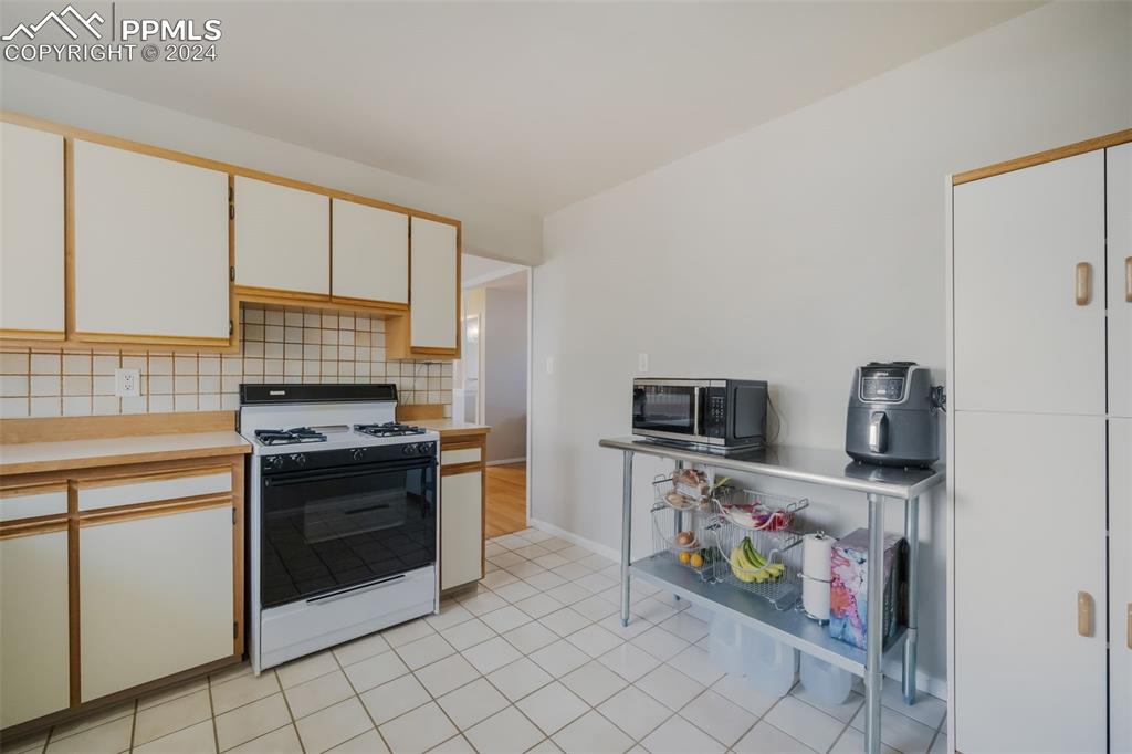 209 Davie Drive