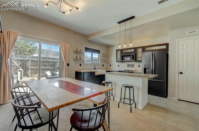 751 Hailey Glenn View