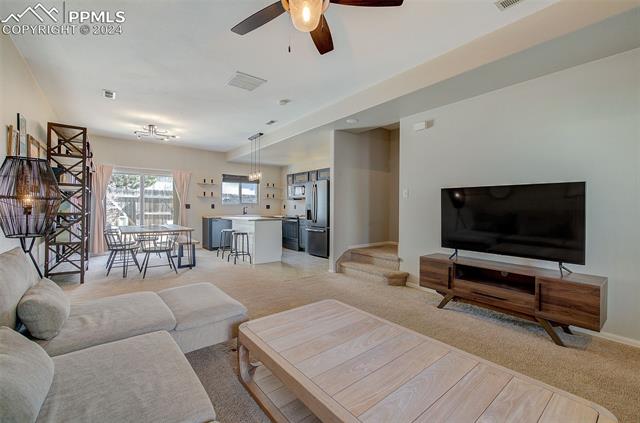 751 Hailey Glenn View