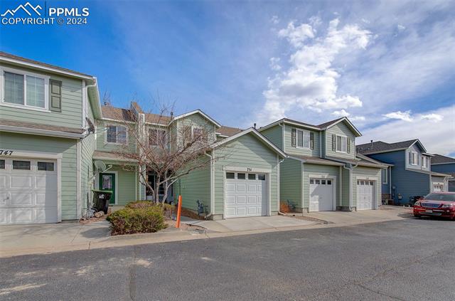 751 Hailey Glenn View