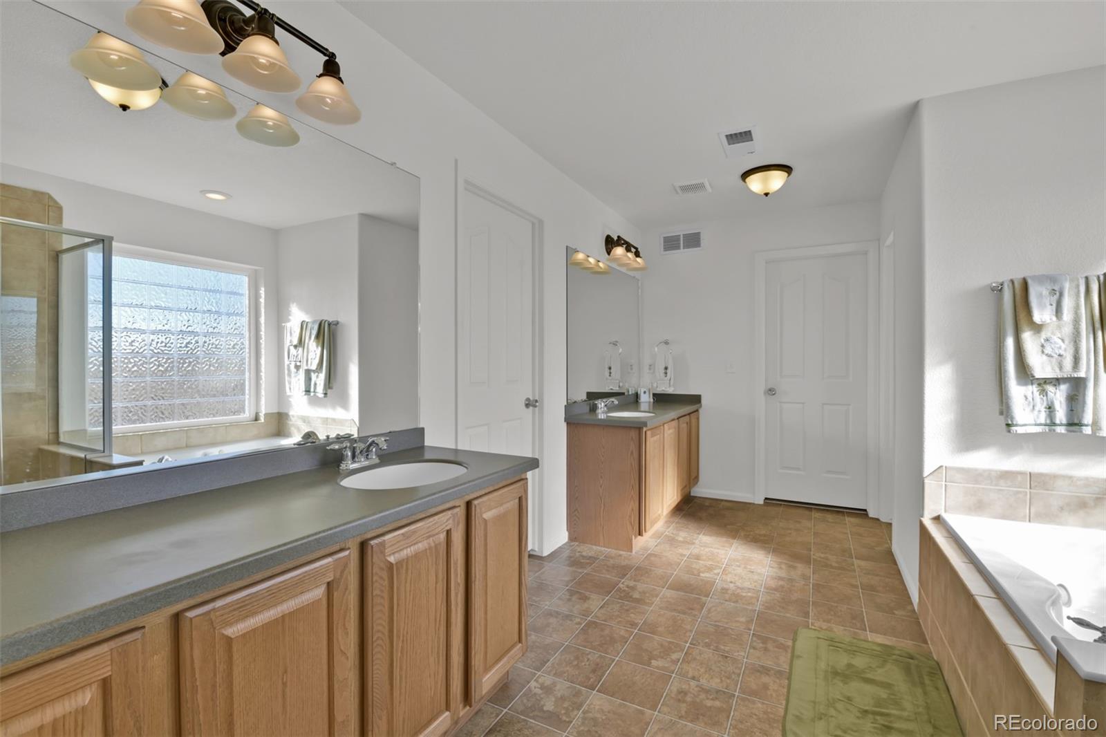 7861 Lantern Lane