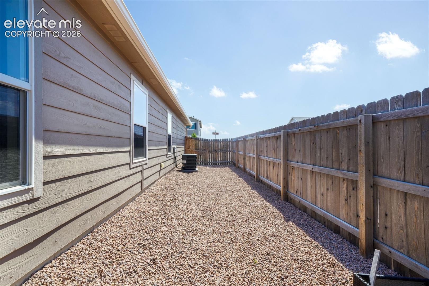 7704 Cruzer Heights