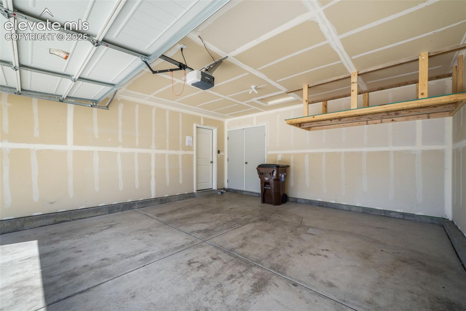 7704 Cruzer Heights