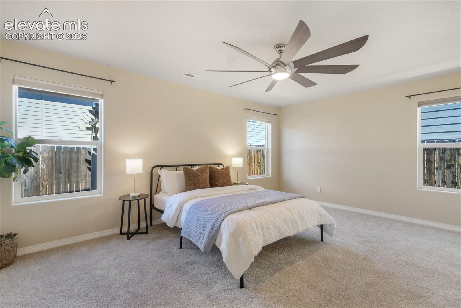 7704 Cruzer Heights