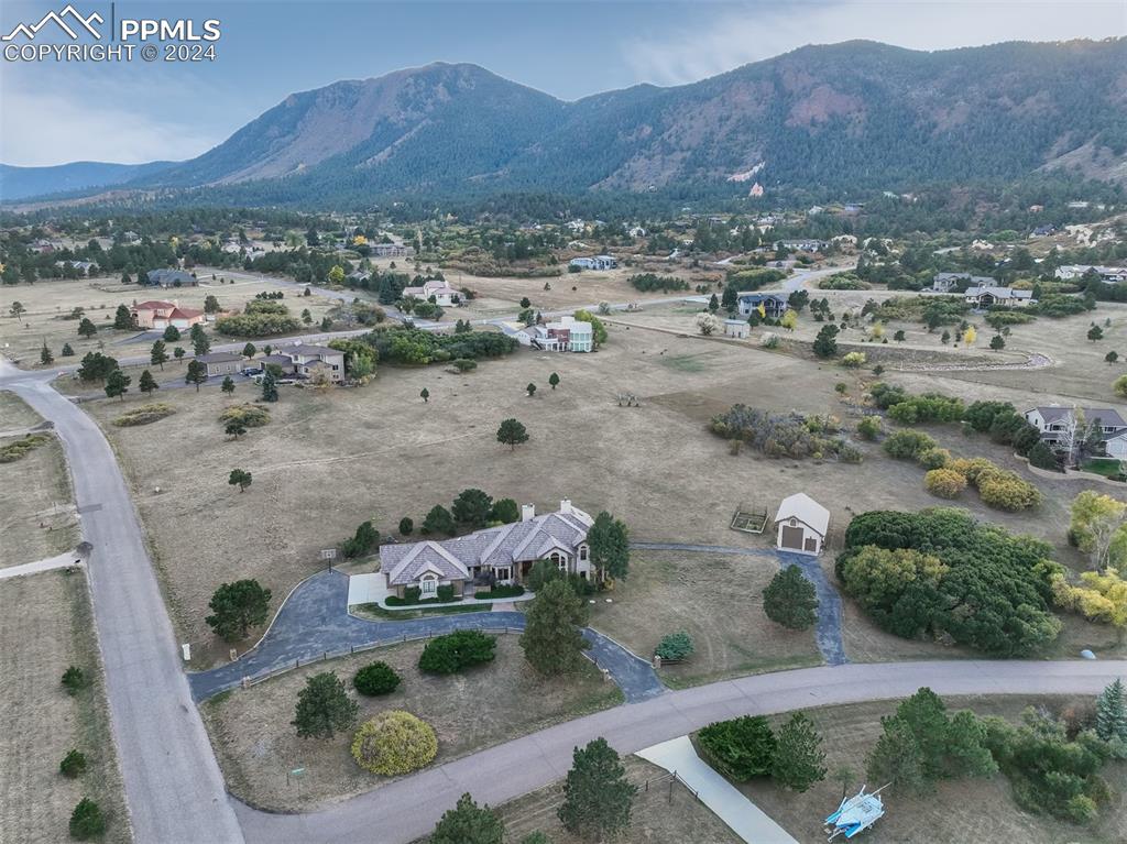 820 Forest View Circle