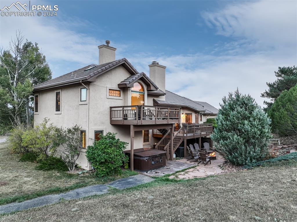 820 Forest View Circle