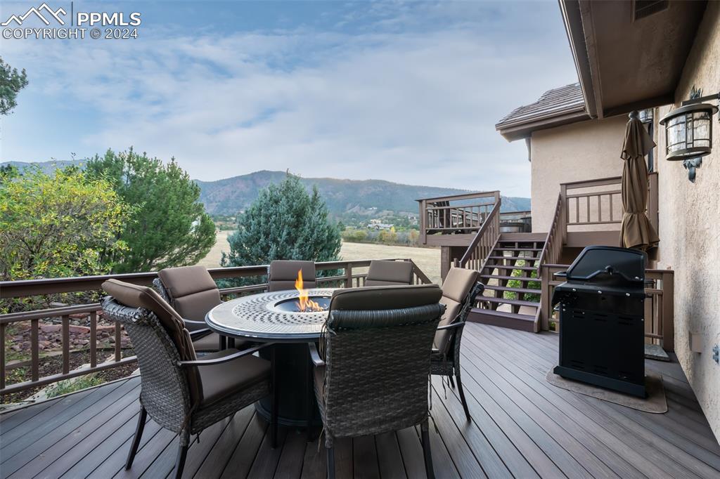820 Forest View Circle