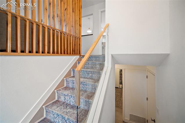 1009 Panorama Drive