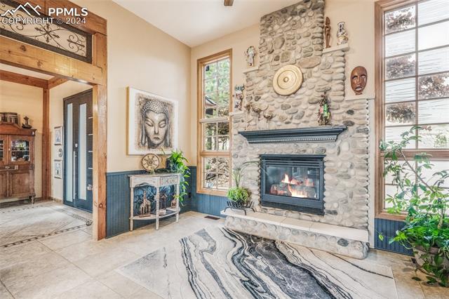 1605 Allegheny Drive