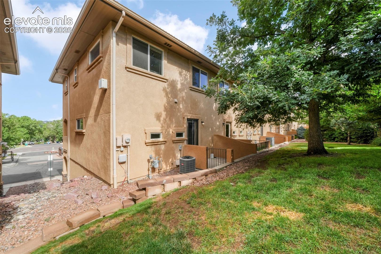 4735 Iron Horse Villas Point