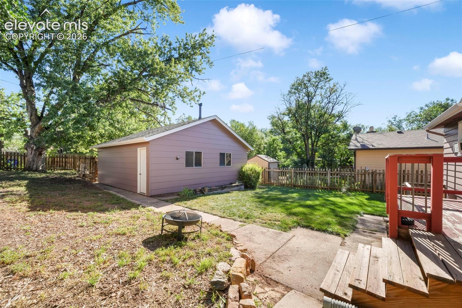 3326 W Kiowa Street