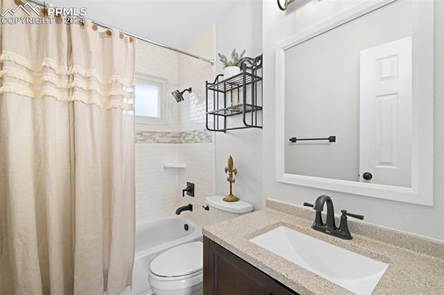 4419 E San Miguel Street