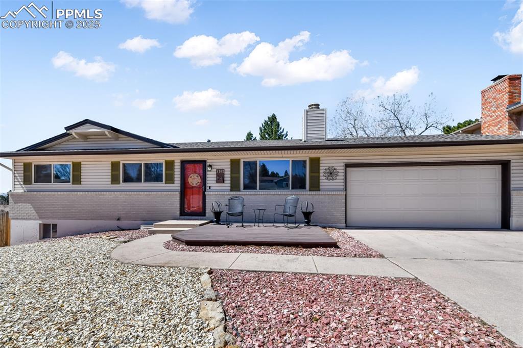 5702 Red Onion Way