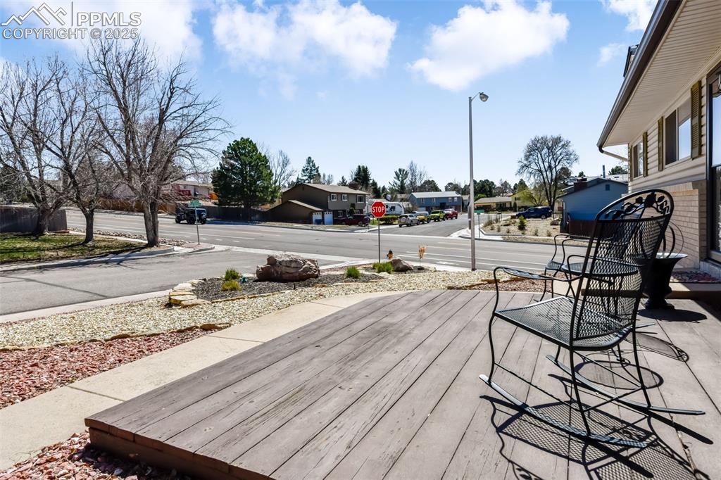 5702 Red Onion Way
