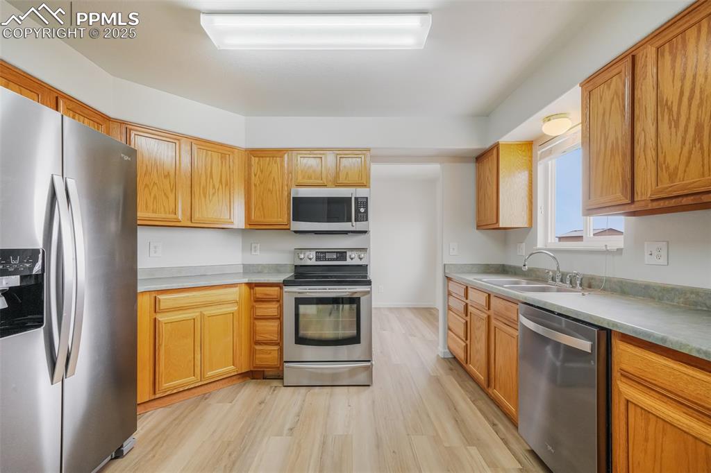 836 Foxwood Drive