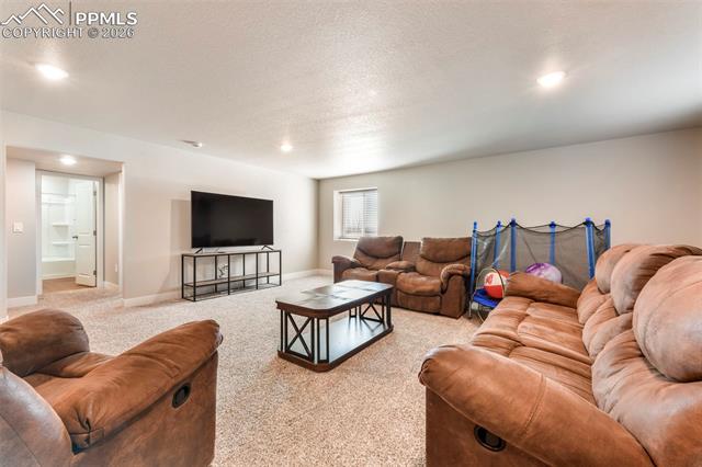 9738 Treasurevault Trail