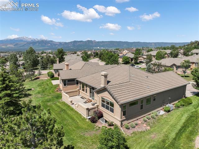 2739 Crooked Vine Court