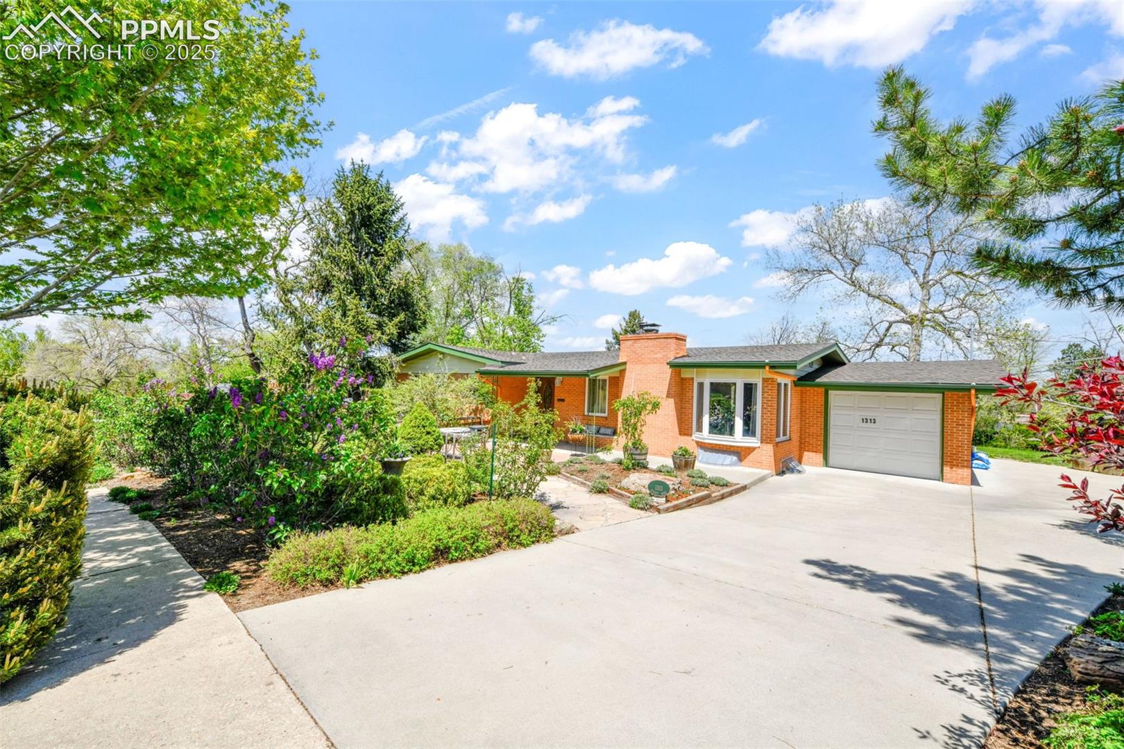 1313 Sunset Road