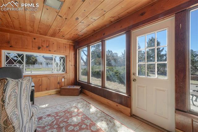 335 N Jefferson Street