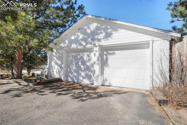 335 N Jefferson Street