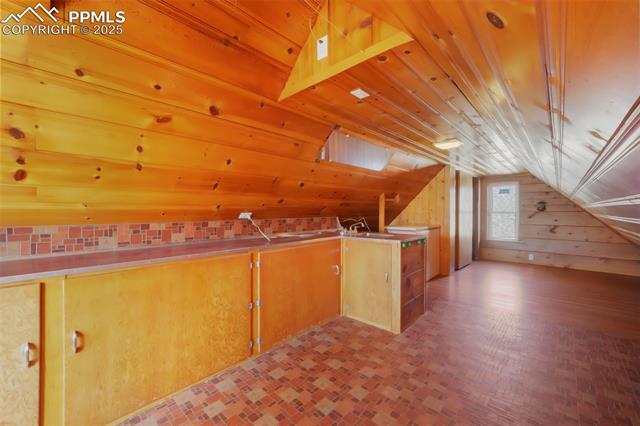 335 N Jefferson Street