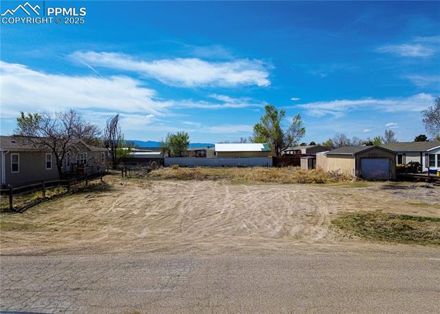 851 S Saki Drive