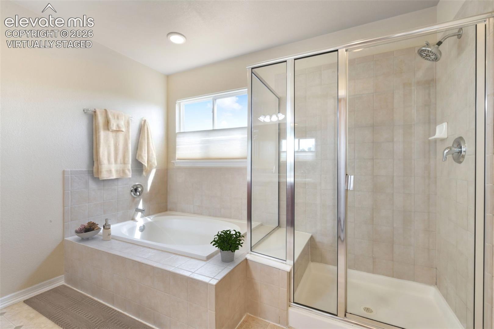 13867 Antelope Pass Place
