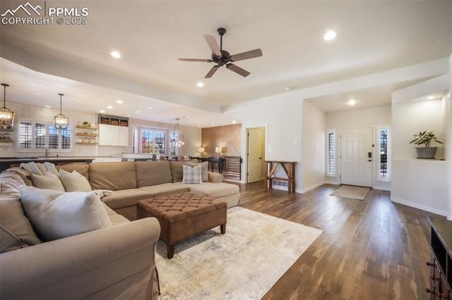 3215 Hollycrest Drive