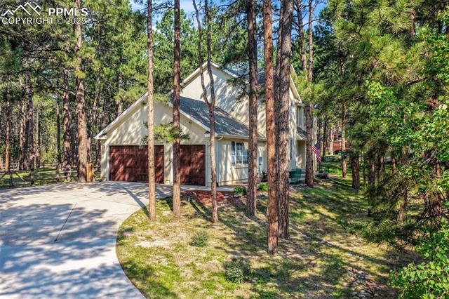 19140 Golden Arrow Circle